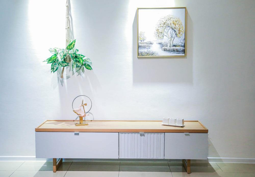 ტვ მაგიდა - PUERTA