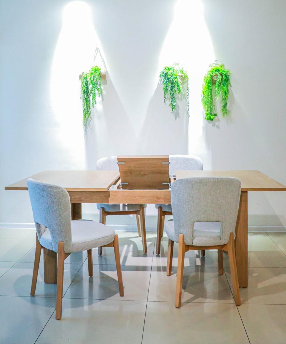 გასაშლელი მაგიდა და 4 სკამი - PUERTA