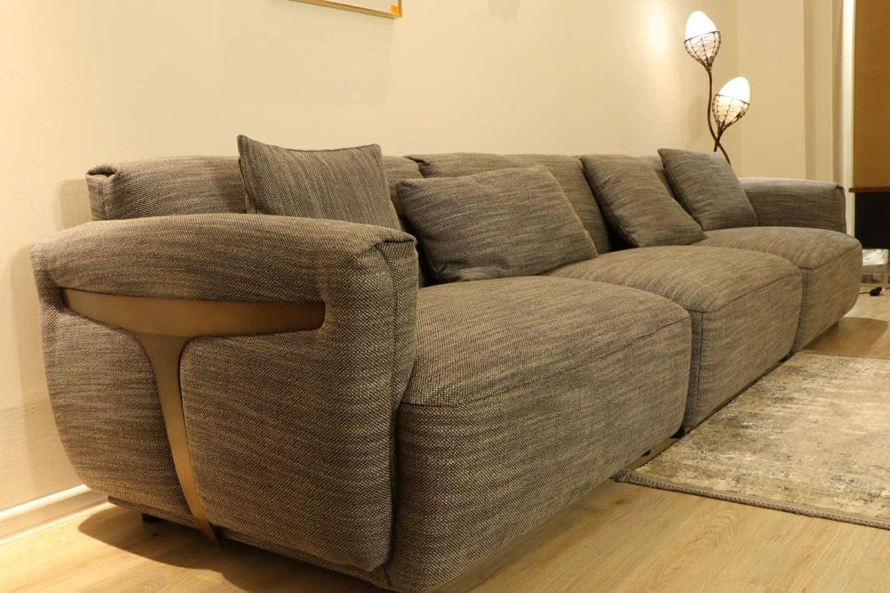 F9525 რბილი კუთხე